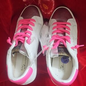 Vintage Havana Pink and White Sneakers